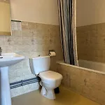 Aux Globe-trotters Hotel Murat (Cantal)