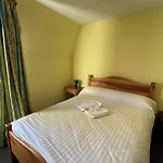 Aux Globe-trotters Hotel 2*