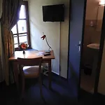 Hotel Aux Globe-trotters 2*