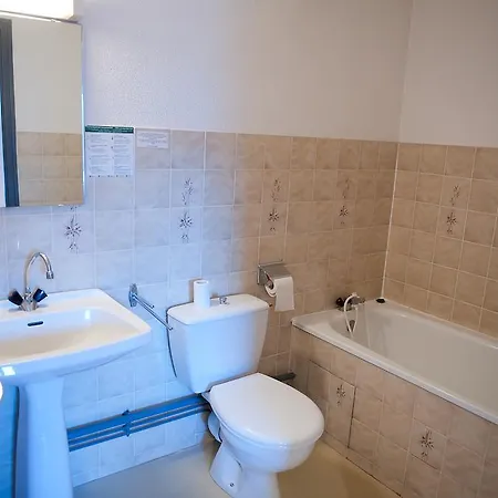 Hotell Aux Globe-trotters 2*