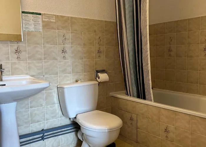 Aux Globe-trotters Отель Мюра