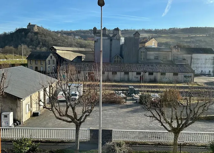 Aux Globe-trotters Отель