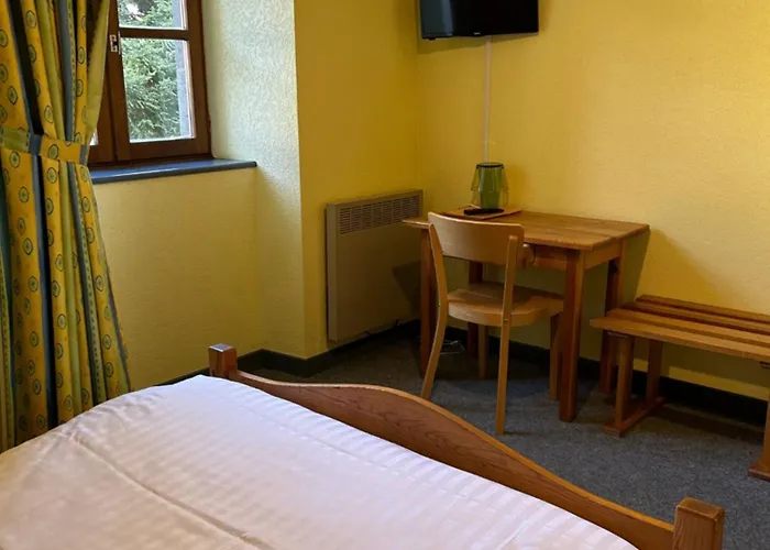 Отель Aux Globe-trotters