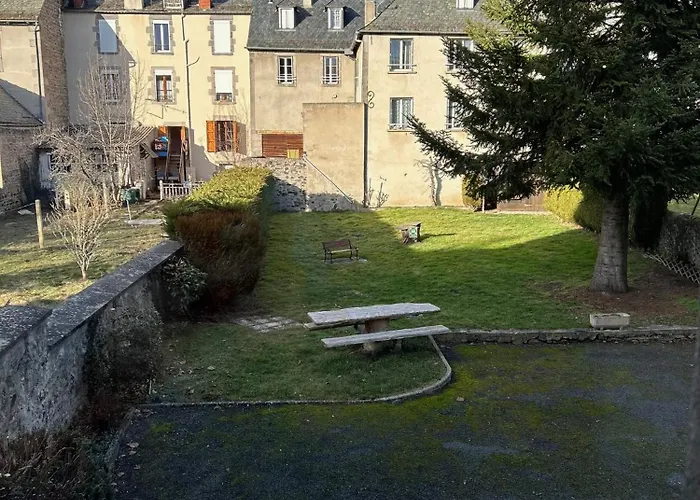 Aux Globe-trotters 2* Мюра