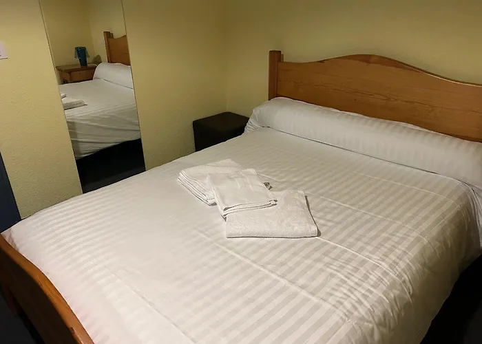 Aux Globe-trotters Отель Мюра