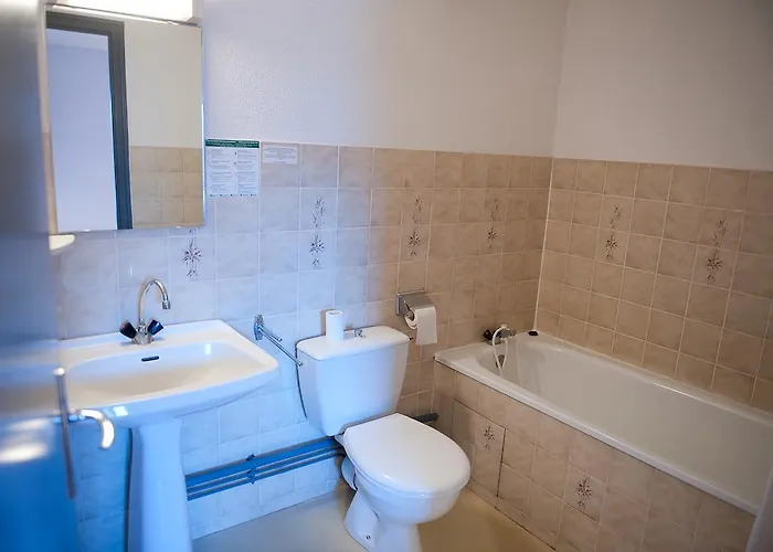 Hotel Aux Globe-trotters 2*