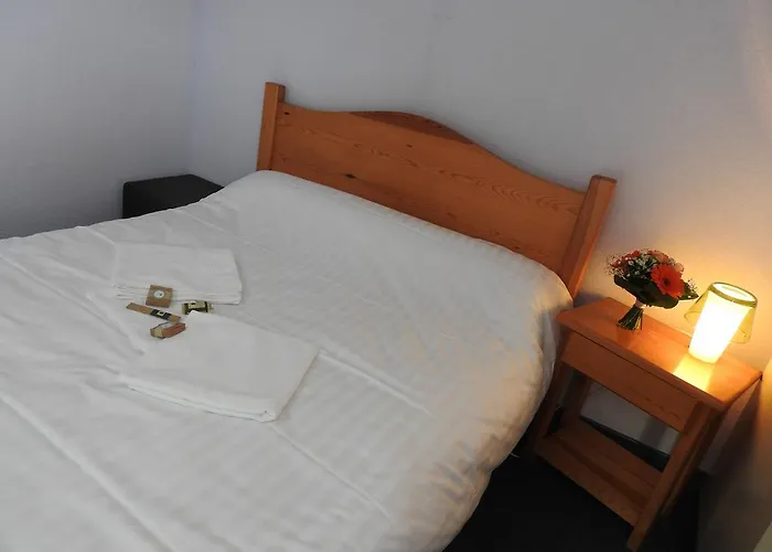 Aux Globe-trotters Мюра