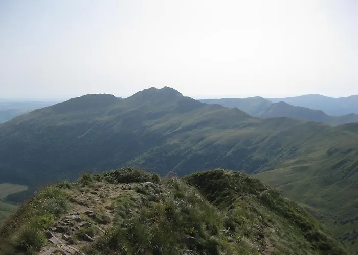 Aux Globe-trotters Отель 2*