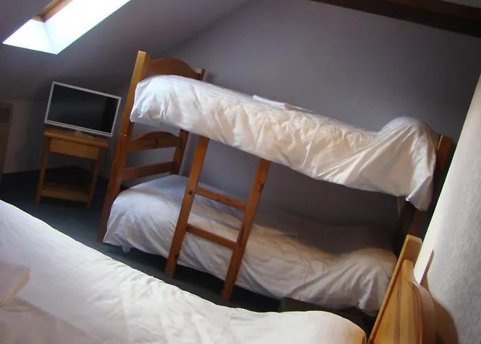 Отель Aux Globe-trotters 2*